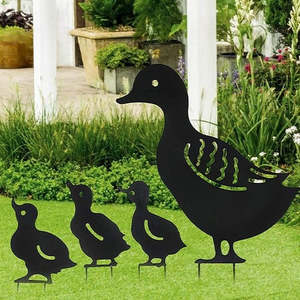 Garden: Duck Metal Yard Art Set