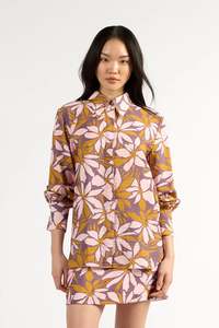 Lifestyle: Tuesday - Bradshaw Top - Amaranth Flower