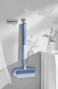 Cleaning Equipment: Pet Hair Removal Brush with Long Handle