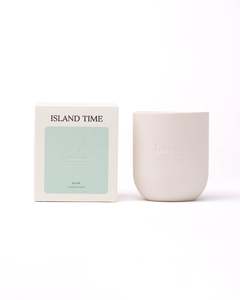 Gift Idea: Layday Island Time Candle - Sea Salt
