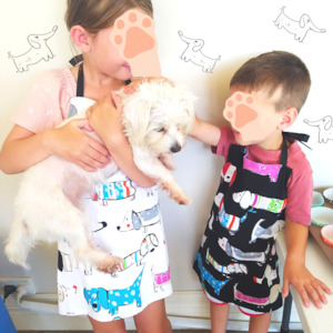 Adult Aprons: Adult Apron Dogs sausage white