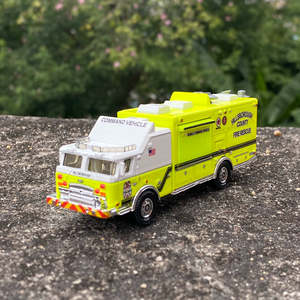 Car Body Style Emergencypolice Ambulance Fire Engine: Matchbox 1/87 American Fire Rescue Modern Car Model