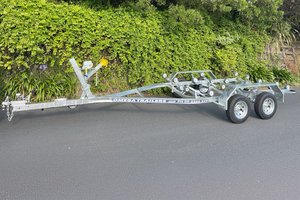 Products: Boat Trailers Tandem Axle OM645 - Omega Trailers