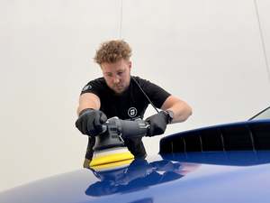 Frontpage: Paint Correction & Ceramic Coating (Multi Stage)