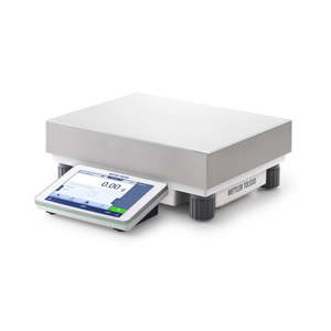 Mass Comparators Automated Balances: XPR64002LC Mass Comparator, capacity 64100g; readability 0.01g