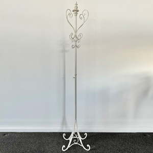 Coat Hanger: Wrought Iron Coat Stand