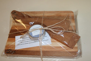 Christmas Gift Package with cheese board and board conditioner Woodnbits