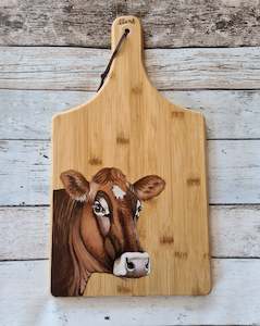 Serving Platters: Bamboo Cheese Board - Jersey Cow