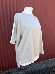 Frontpage: Core Tee -Pumice