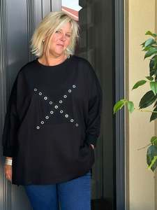 Sale Clearance: Bulls Eye Top -Sweatshirt