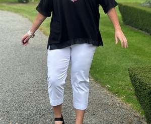 Sale Clearance: White Capri Pants