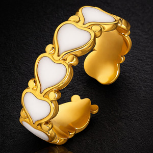 Onyx Heart Ring – White (Adjustable)