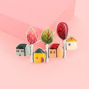 Brooches: Taratata Mon P'tit Village Brooch H25-03204-10M