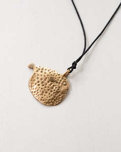 Pesci Che Volano Puffato Pendant on Leather (Pufferfish)