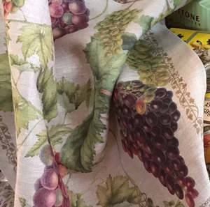 Other: Sue Wickison Design 100% Linen Tea Towel - Grapes