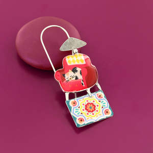 Brooches: Taratata Bijoux Chanape Brooch - E26-08207-103