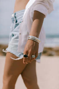 Bracelets: Circle Tubular Bangle - Sterling Silver