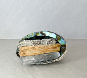 Cleansing Rituals: Luxe Smudging Bundle