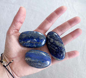 Lapis Lazul Palm Stone | Spiritual Awakening