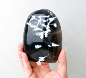 Crystals: Orca Agate Freeforms | Communication
