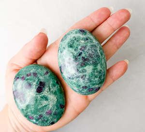 Crystals: Fuchsite and Ruby Palm Stone | Vitality