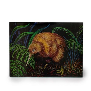 Products: Kiwi Glass Cutting Board