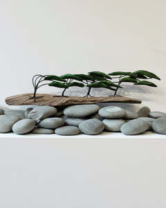 Lee Gutterson: Wind Tree