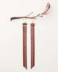 Kia Māia Earrings - Brown & Green