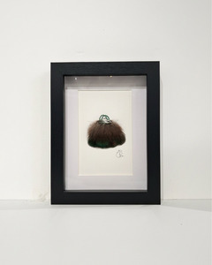 Kete: Small Kete Framed - Green Feathers