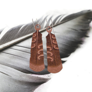 Kristals Krafts: Wooden Huia Earrings