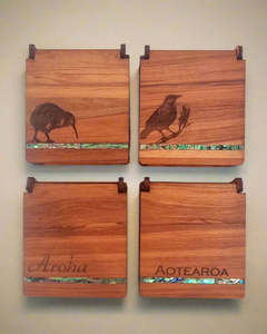 Rimu & Paua Box