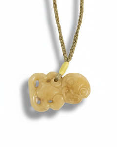 Jewelery: Yellow Jade Hei tiki