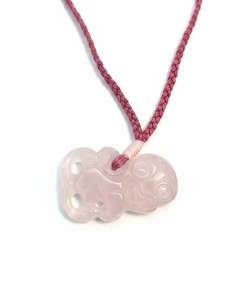 Jewelery: Rose Quartz Hei Tiki