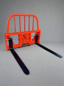 Products: PALLET FORKS - Tractor