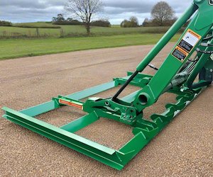 Levelling Bars: LEVELLING BAR - Tractor FEL