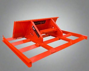 Skid Steer Attachments 1: LEVELLING BAR - Skid Steer Coupler