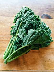Kale Curly, bunch