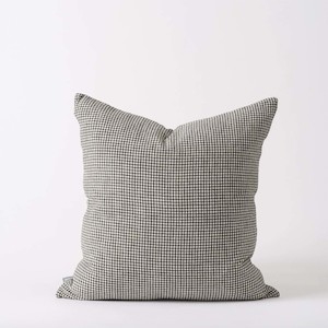 Living: Bonnie Woven Cushion Cover
