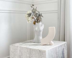 Objects: Balance Vase | Cream