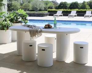 Tables Sidetables Plinths: Roma Oval Table | White