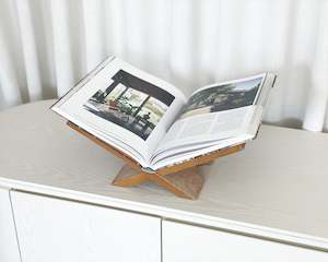 Homeobject: Wooden Book Stand | Natural