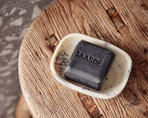 Body Scent: Saardé Olive Oil Soap Bar | Activated Charcoal