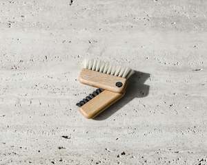 Wooden: Valet Cleaning Brush