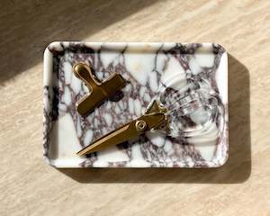 Books: Paper Scissors