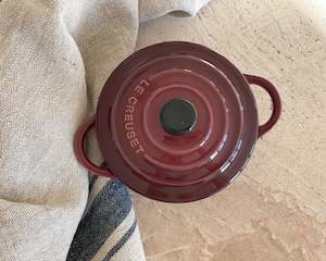 Le Creuset | Petite Casserole Dish | Garnet