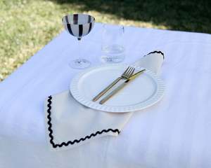 Table: Laurent Cotton Napkins | Ivory & Black | Set of 4
