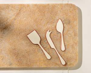 Table: Maia Enamel Cheese Knife Set | Cream