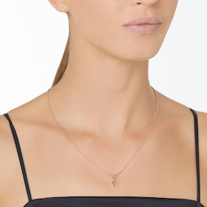 Dodo Letters: DoDo Charm Letter Q Rose Gold