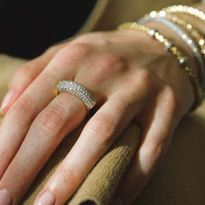 Hulchi Belluni Rings: Hulchi Belluni Diamond Pave Ring in 18k Yellow Gold