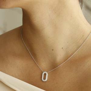 Hulchi Belluni Necklaces: Blackberry Necklace in 18k White Gold with Diamonds